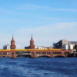 East Side Gallery Berlin::Resort
