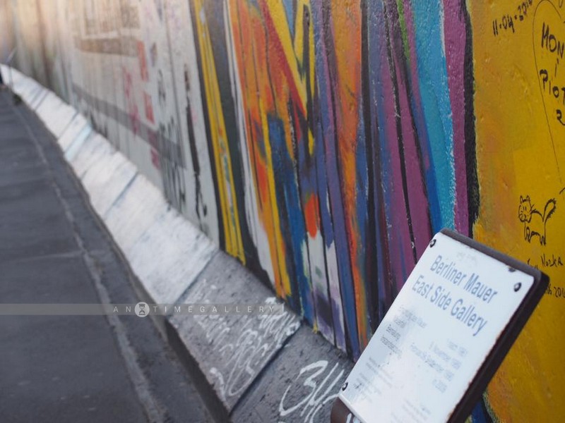 เตร็ดเตร่แถว East Side Gallery (Parents Duo Trip, June 2016)