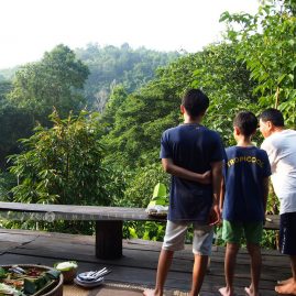 Baan Suan Ta Tium::Family