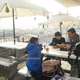 Dongpirang Mural Painting Village::Family