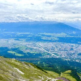 Top of Innsbruck::Resort