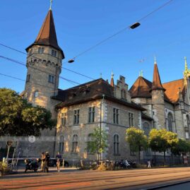 Zurich in One Day::Resort
