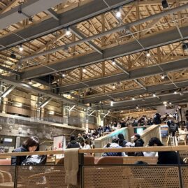 Theatre-themed Starbucks Kyungdong 1960::Resort